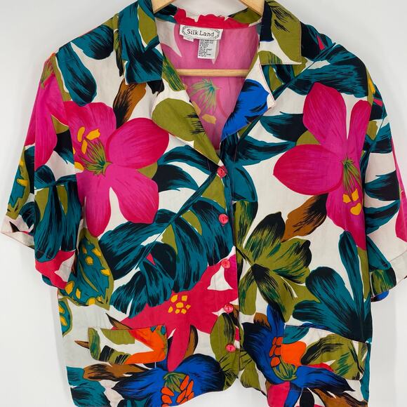 Silk Land Tops - Silk Land Top Women’s Medium Vintage 100% Silk Floral Cropped Retro